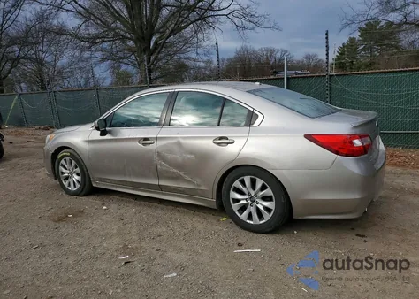2015 Subaru Legacy 2.5I Premium z USA, uszkodzony, nr VIN 4S3BNBD67F3025652